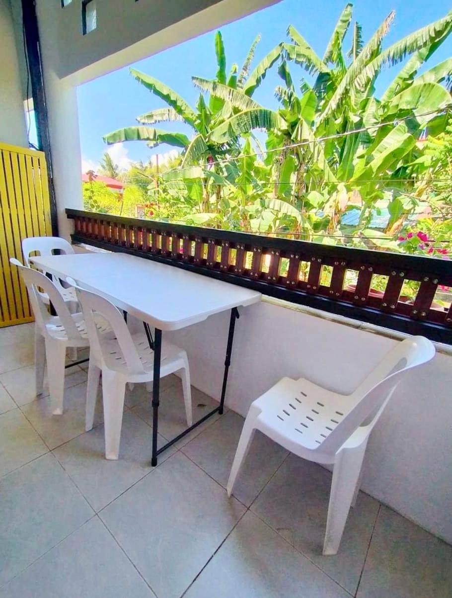 Balai Tinay Guesthouse Легаспи Номер фото